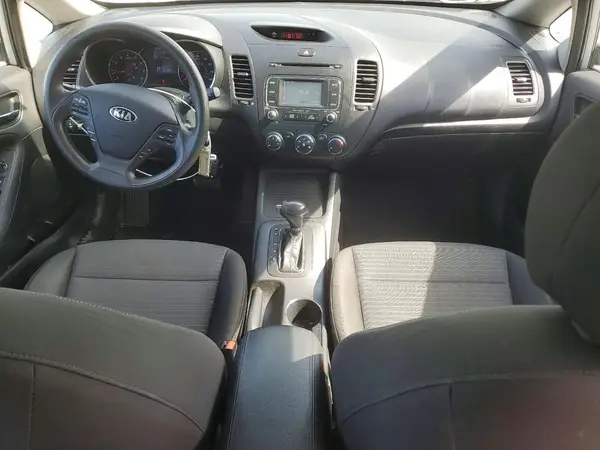 KNAFX4A68G5503205 2016 KIA FORTE - Image 8