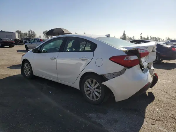 KNAFX4A68G5508470 2016 KIA FORTE - Image 2