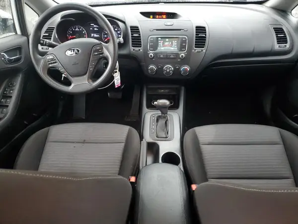 KNAFX4A68G5516519 2016 KIA FORTE - Image 8
