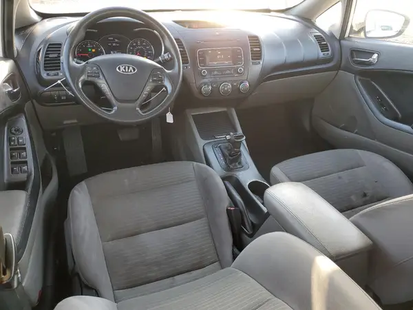 KNAFX4A68G5521719 2016 KIA FORTE - Image 8