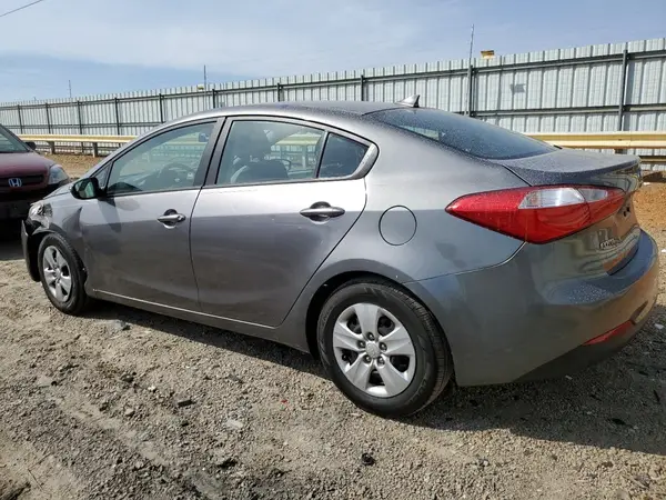 KNAFX4A68G5527102 2016 KIA FORTE - Image 2