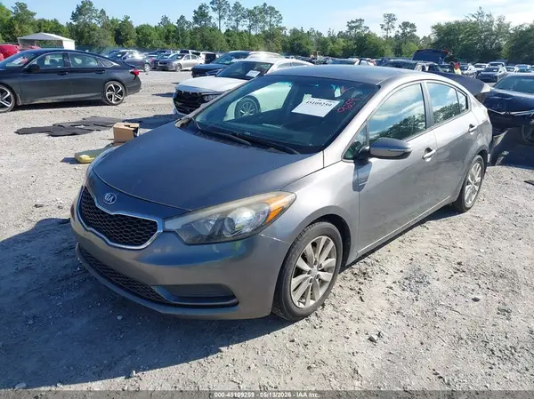 KNAFX4A68G5548760 2016 KIA FORTE - Image 2