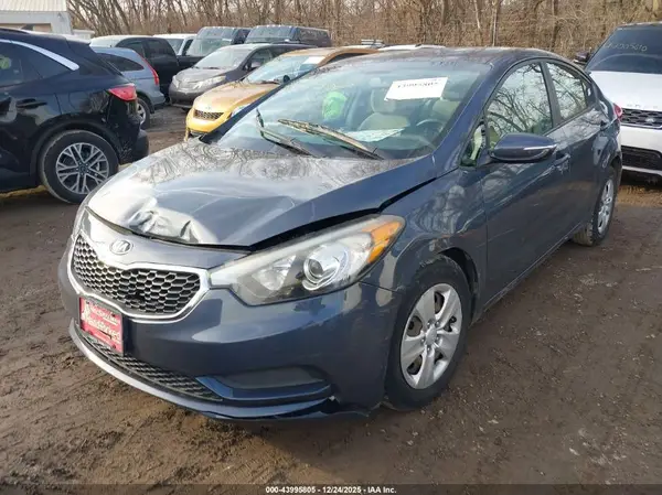 KNAFX4A68G5548855 2016 KIA FORTE - Image 2