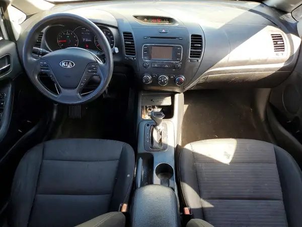 KNAFX4A68G5551027 2016 KIA FORTE - Image 8