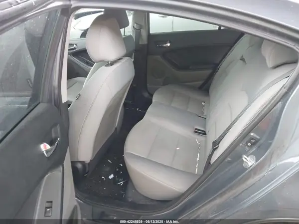KNAFX4A68G5552985 2016 KIA FORTE - Image 8