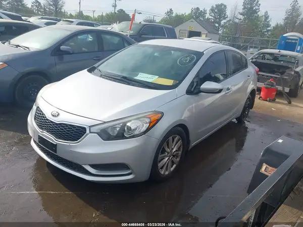 KNAFX4A68G5564392 2016 KIA FORTE - Image 2