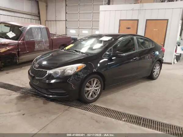 KNAFX4A68G5566157 2016 KIA FORTE - Image 2