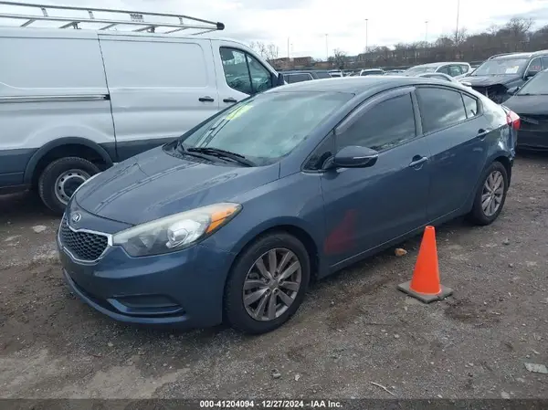 KNAFX4A68G5575117 2016 KIA FORTE - Image 2