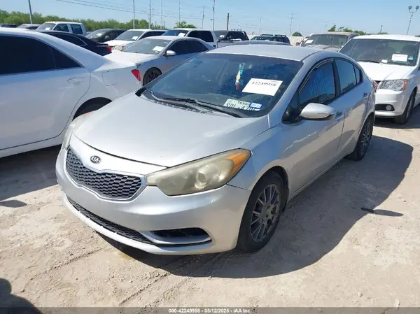 KNAFX4A68G5575988 2016 KIA FORTE - Image 2