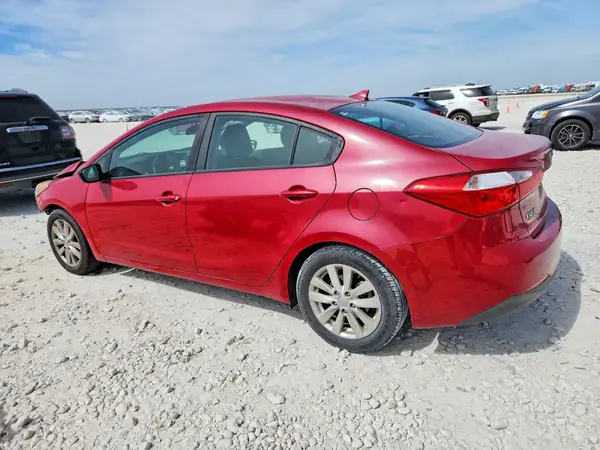 KNAFX4A68G5577269 2016 KIA FORTE - Image 2