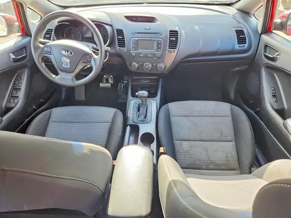 KNAFX4A68G5589986 2016 KIA FORTE - Image 8