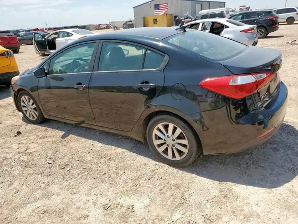 KNAFX4A68G5590474 2016 KIA FORTE - Image 2