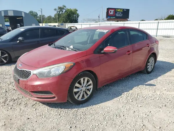 KNAFX4A68G5608472 2016 KIA FORTE - Image 1