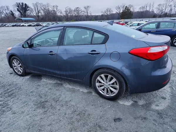 KNAFX4A69G5442933 2016 KIA FORTE - Image 2
