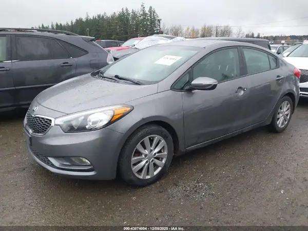 KNAFX4A69G5443760 2016 KIA FORTE - Image 2