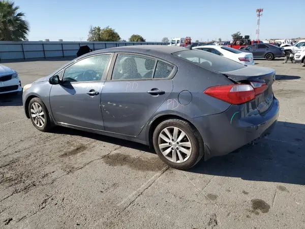 KNAFX4A69G5462731 2016 KIA FORTE - Image 2