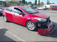 KNAFX4A69G5462776 2016 KIA FORTE