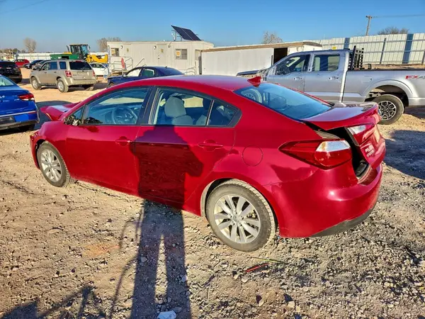 KNAFX4A69G5477147 2016 KIA FORTE - Image 2