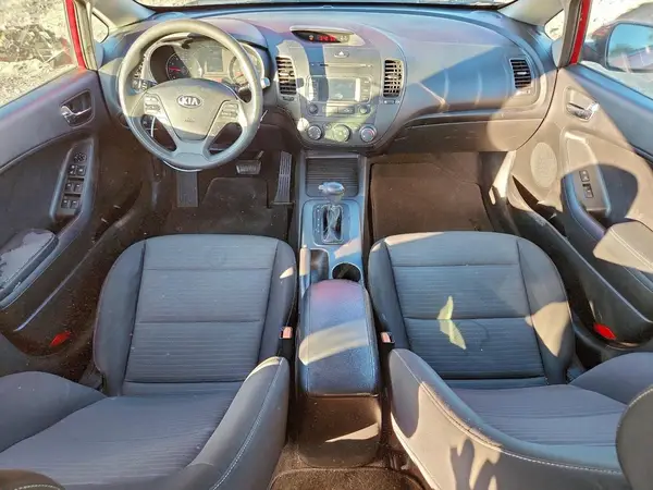 KNAFX4A69G5477147 2016 KIA FORTE - Image 8