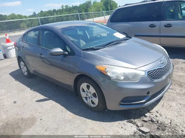 KNAFX4A69G5500958 2016 KIA FORTE - Image 1