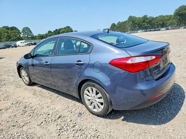 KNAFX4A69G5507196 2016 KIA FORTE - Image 2