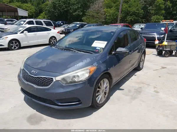 KNAFX4A69G5516626 2016 KIA FORTE - Image 2