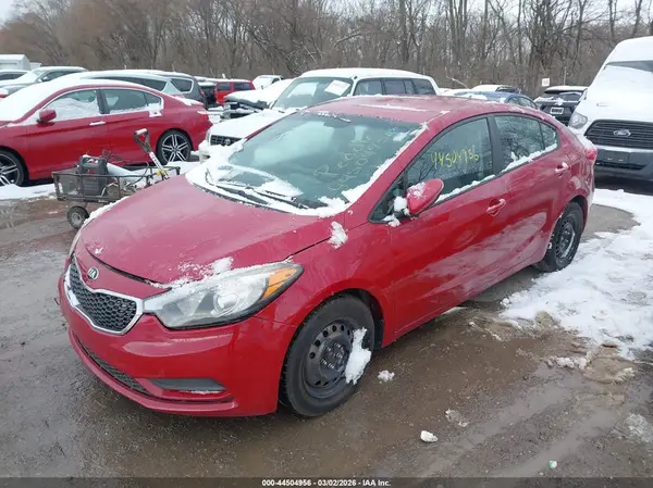 KNAFX4A69G5517761 2016 KIA FORTE - Image 2