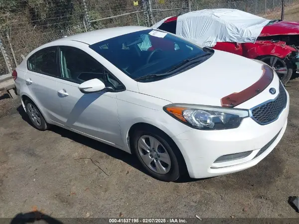 KNAFX4A69G5523270 2016 KIA FORTE - Image 1
