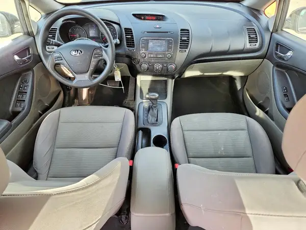 KNAFX4A69G5523639 2016 KIA FORTE - Image 8