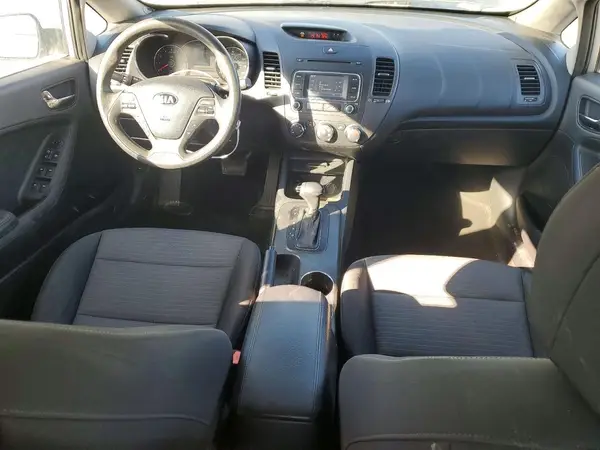 KNAFX4A69G5524872 2016 KIA FORTE - Image 8