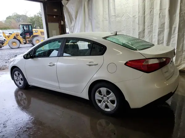 KNAFX4A69G5535905 2016 KIA FORTE - Image 2
