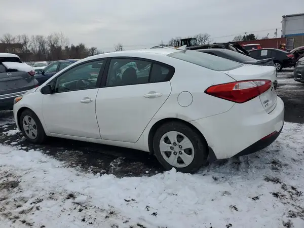 KNAFX4A69G5538965 2016 KIA FORTE - Image 2