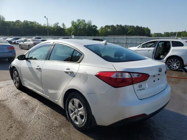 KNAFX4A69G5551019 2016 KIA FORTE - Image 2