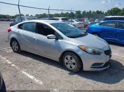 KNAFX4A69G5551425 2016 KIA FORTE