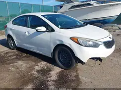 KNAFX4A69G5555989 2016 KIA FORTE