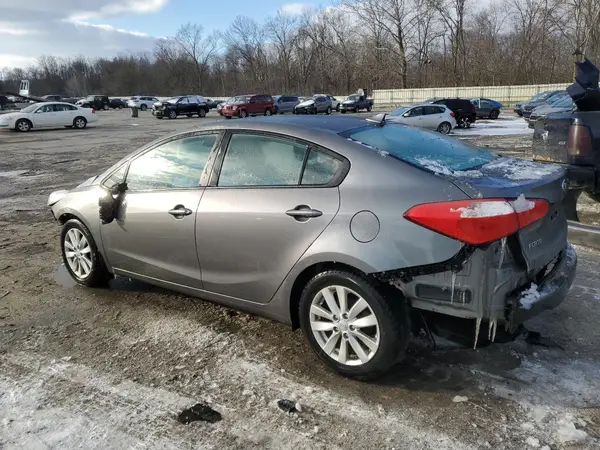 KNAFX4A69G5564840 2016 KIA FORTE - Image 2