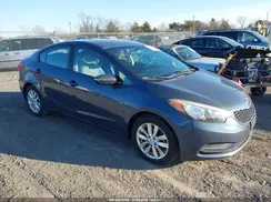 KNAFX4A69G5575174 2016 KIA FORTE