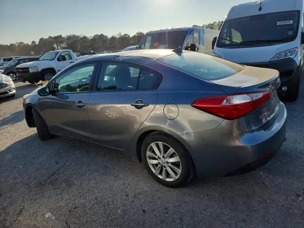 KNAFX4A69G5587826 2016 KIA FORTE - Image 2