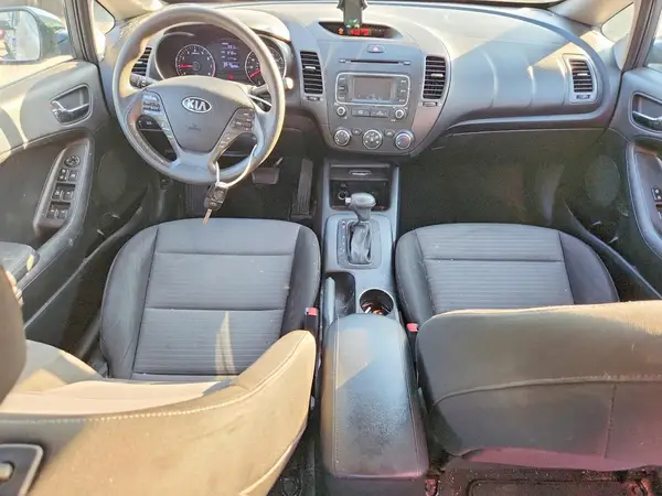 KNAFX4A69G5587826 2016 KIA FORTE - Image 8