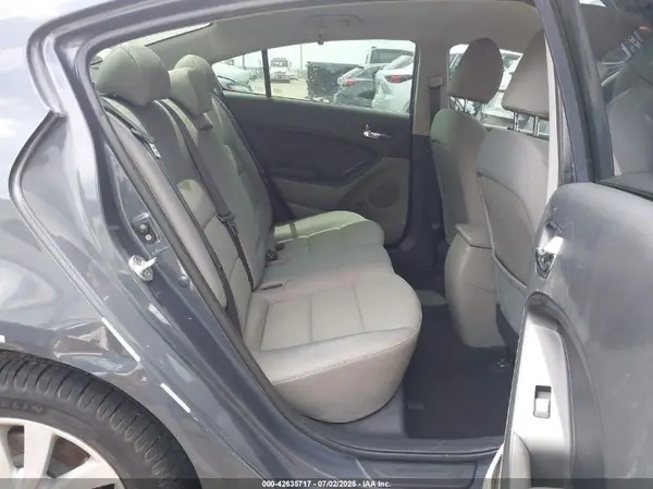 KNAFX4A69G5592959 2016 KIA FORTE - Image 8