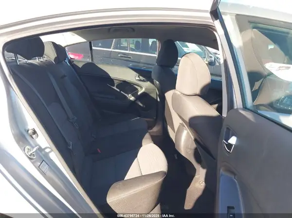KNAFX4A69G5595781 2016 KIA FORTE - Image 8