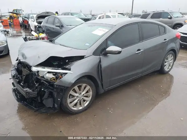 KNAFX4A69G5607749 2016 KIA FORTE - Image 2