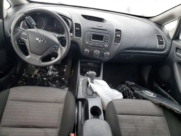 KNAFX4A69G5621005 2016 KIA FORTE - Image 8