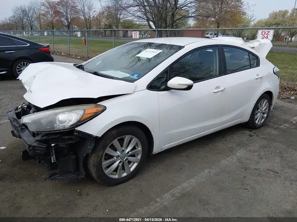 KNAFX4A6XG5444383 2016 KIA FORTE - Image 2