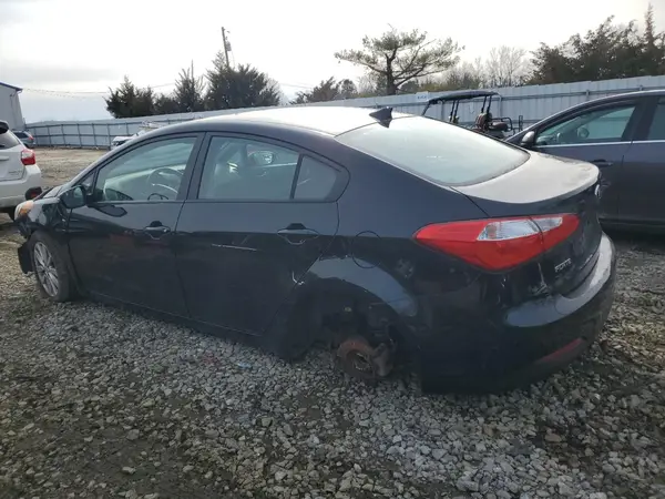 KNAFX4A6XG5445789 2016 KIA FORTE - Image 2