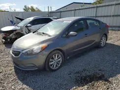 KNAFX4A6XG5477903 2016 KIA FORTE