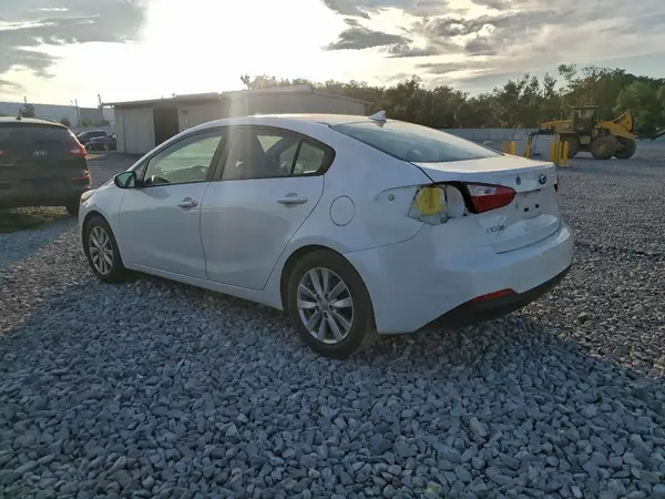 KNAFX4A6XG5478999 2016 KIA FORTE - Image 2
