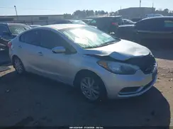 KNAFX4A6XG5482387 2016 KIA FORTE