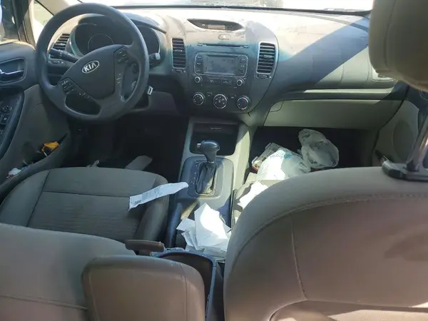 KNAFX4A6XG5483751 2016 KIA FORTE - Image 8