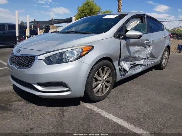 KNAFX4A6XG5490229 2016 KIA FORTE - Image 2